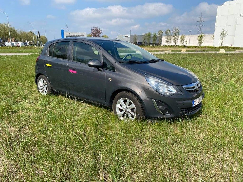 Opel Corsa 1.2 (2014, 130 km), Autos, Achat, https://public.car-pass.be/verify/0281-9159-0644, Boîte manuelle, 5 portes