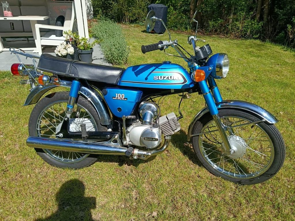 Suzuki 100cc met papieren in perfecte staat .Rijd super ., Fietsen en Brommers, Brommers | Oldtimers, Ophalen