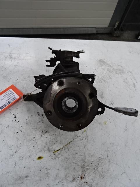 WIELNAAF RECHTS VOOR Citroën Berlingo Multispace, Auto-onderdelen, Remmen en Aandrijving, Citroën, Gebruikt