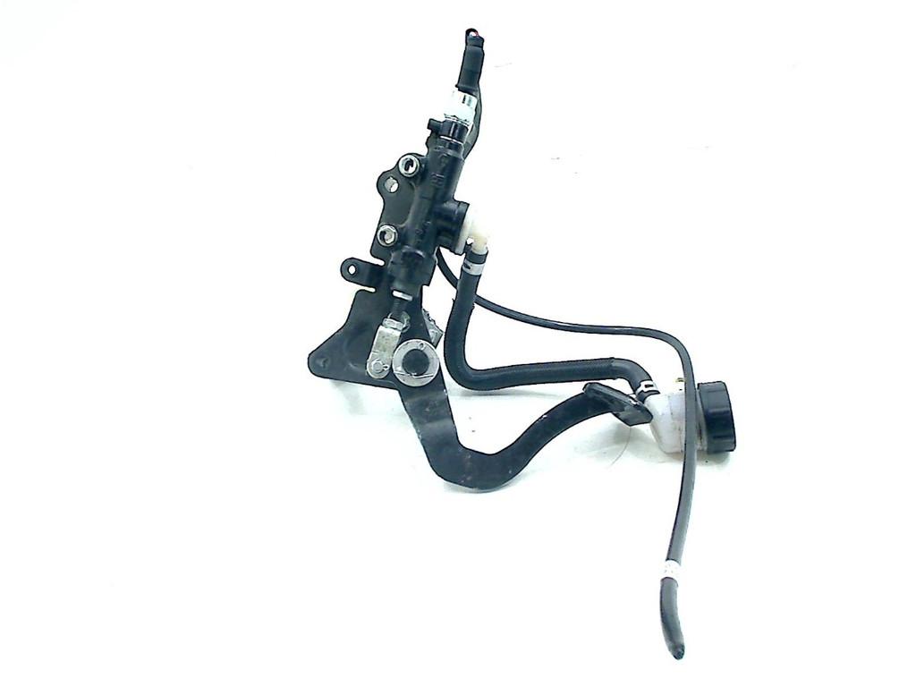 REMPEDAAL Kymco CV3 2023 (01-2023/-), Dhr. S. di Majo, Gebruikt, Info@cama-motorparts.nl, P.J. Troelstraweg 8 8
3144 CX  MAASSLUIS, NL