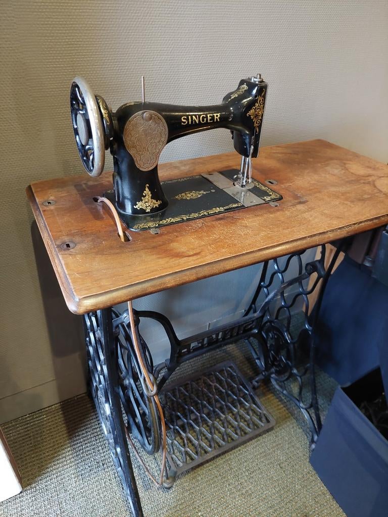 Singer naaimachine, Antiek en Kunst, Antiek | Naaimachines, Ophalen