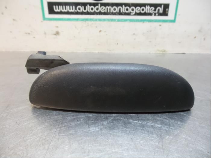 Portiergreep 2Deurs rechts van een Fiat Strada, Auto-onderdelen, Carrosserie, Fiat, Gebruikt, Ophalen of Verzenden