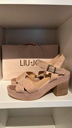 Roze sandalen (catwalk) daim, Ophalen, Sandalen of Muiltjes, Roze, Gedragen