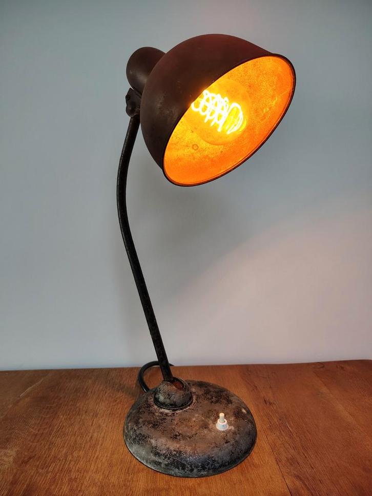 Vintage industriële bureaulamp – Adem No. 10, Huis en Inrichting, Lampen | Tafellampen, Ophalen