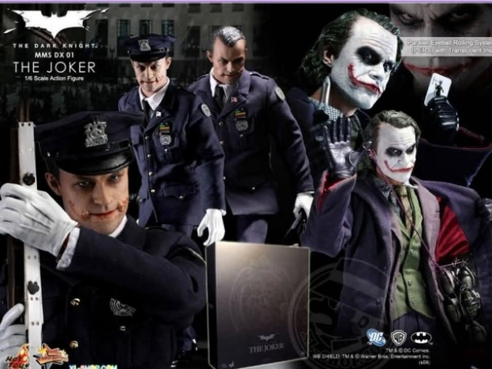 Hot Toys MMS DX01 De politie van Joker en Joker TDK, Verzamelen, Beelden en Beeldjes, Zo goed als nieuw, Ophalen