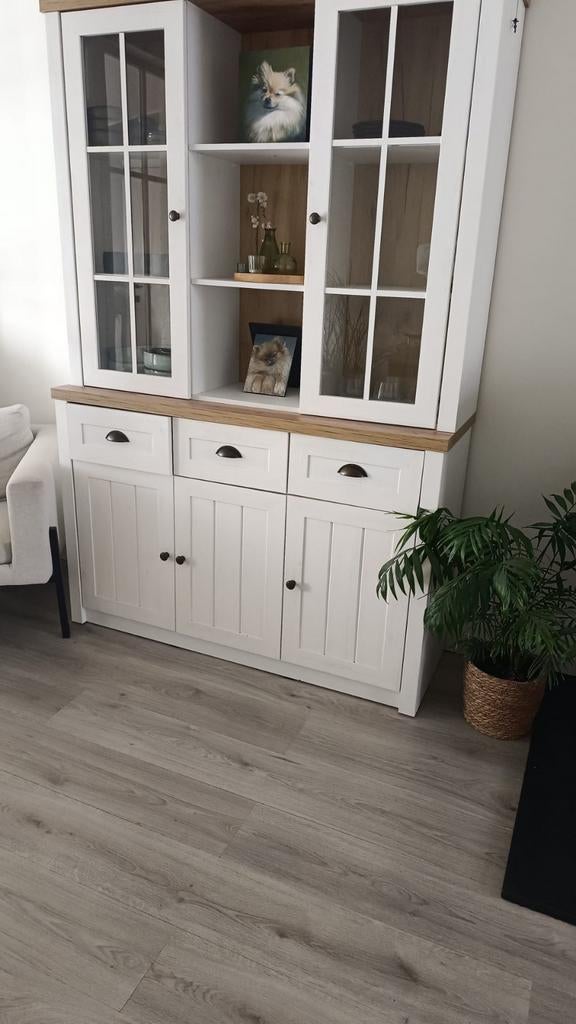 Kast, tv meubel, Enlèvement