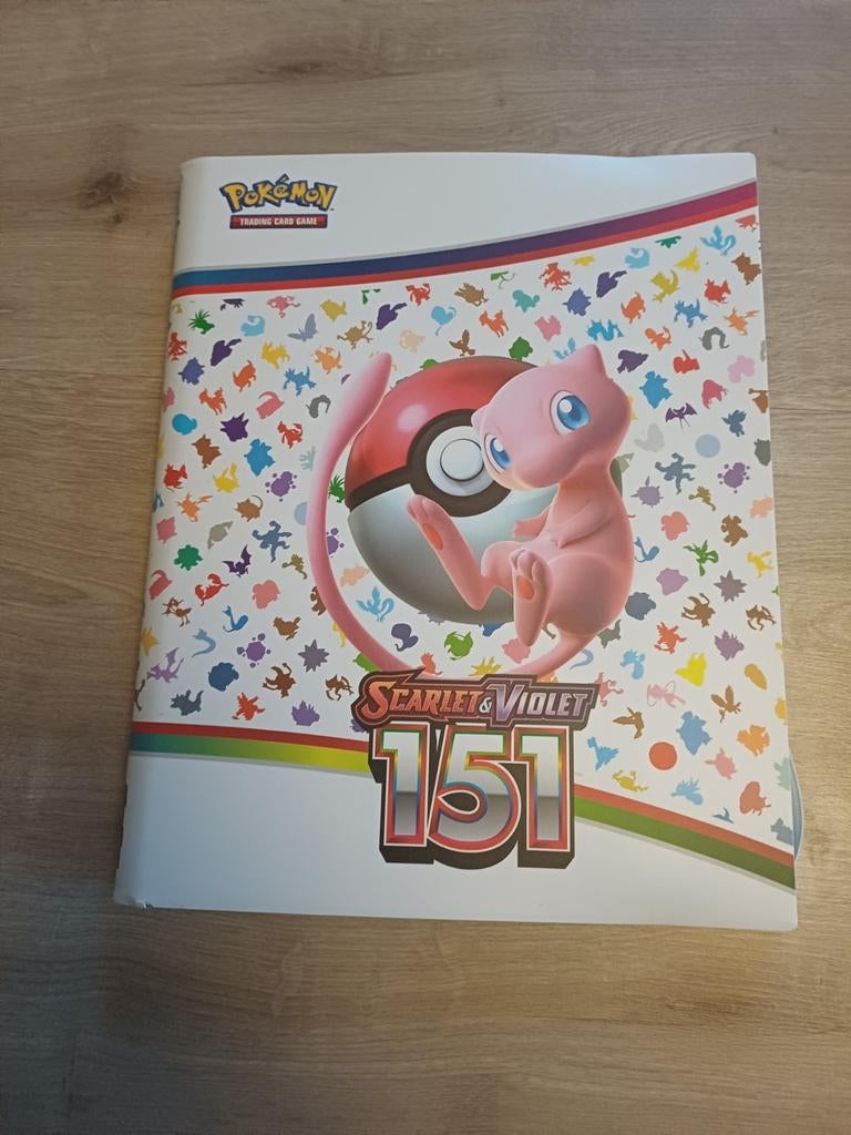 Pokemon cards 151 boek + cards, Ophalen
