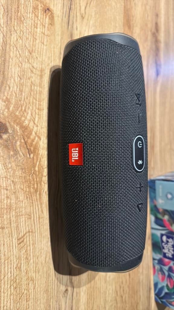 Jbl charge 4 in nieuwe staat, Audio, Tv en Foto, Luidsprekerboxen, Ophalen, Zo goed als nieuw, JBL
