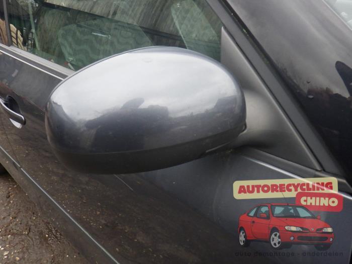 Rétroviseur extérieur droit d'un Skoda Fabia, Autos : Pièces & Accessoires, Rétroviseurs, Skoda, Utilisé, 3 mois de garantie, Enlèvement ou Envoi