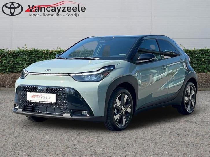 Toyota Aygo X pulse, Auto's, Toyota, Aygo, Metaalkleur, Hybride Elektrisch/Benzine, Euro 6, Stadsauto, 5 deurs, Automaat, Groen