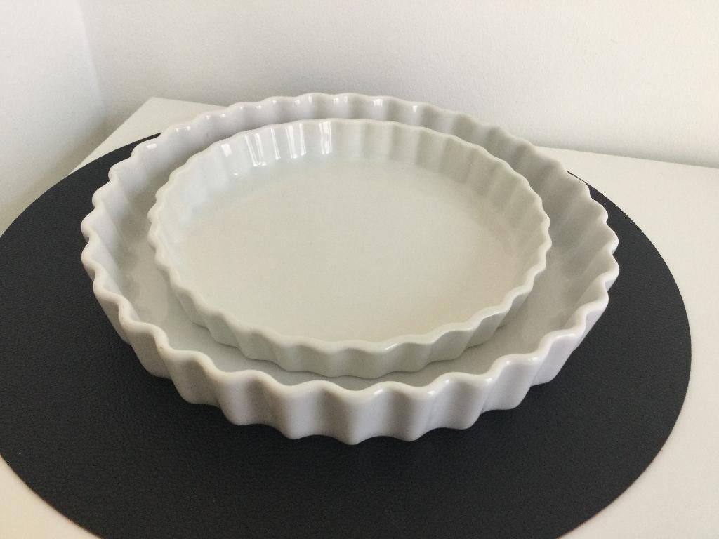 2 porseleinen schaaltjes/taartvormen/quiches, Antiek en Kunst, Antiek | Servies los, Ophalen