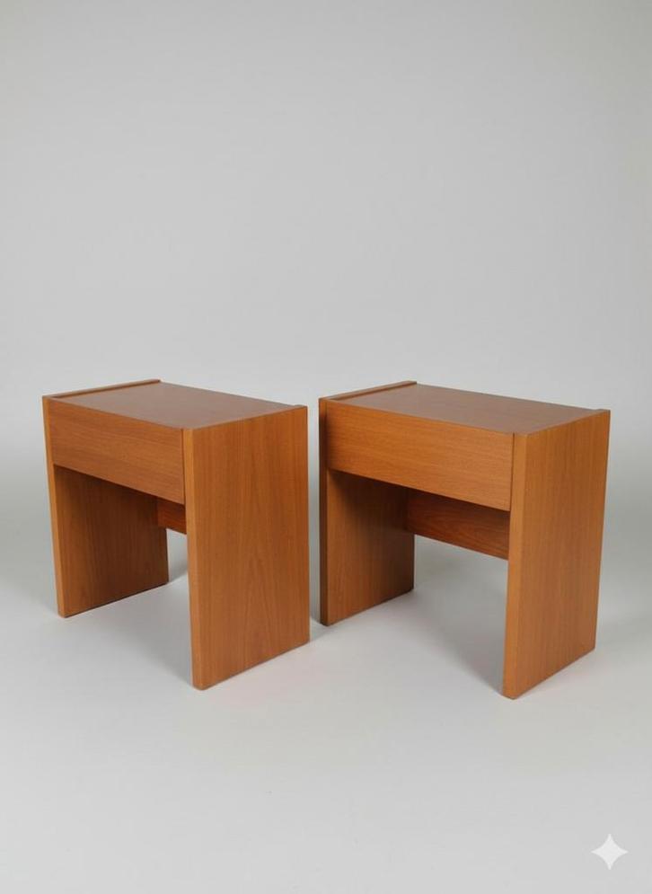 Set vintage mid century nachtkastjes teak, Huis en Inrichting, Slaapkamer | Nachtkastjes, Ophalen