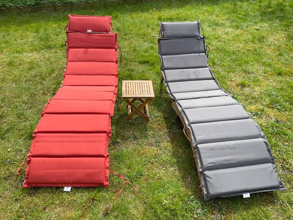 houten ligstoelen in de tuin met tafel, Tuin en Terras, Ligbedden, Ophalen, Zo goed als nieuw, Hout, Verrijdbaar