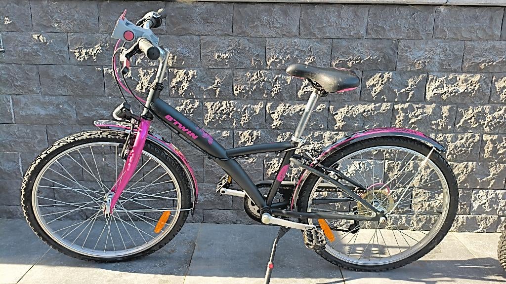 Deux vélo Btwin junior a vendre (Garçon et Fille), Vélos & Vélomoteurs, Vélos | Vélos pour enfant, Utilisé, 20 pouces ou plus