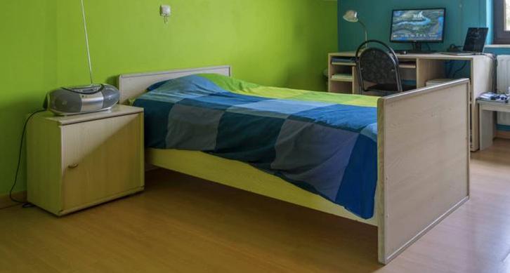 Jeugdkamer in zeer goede staat, Huis en Inrichting, Slaapkamer | Complete slaapkamers, Gebruikt, Eenpersoons, Ophalen