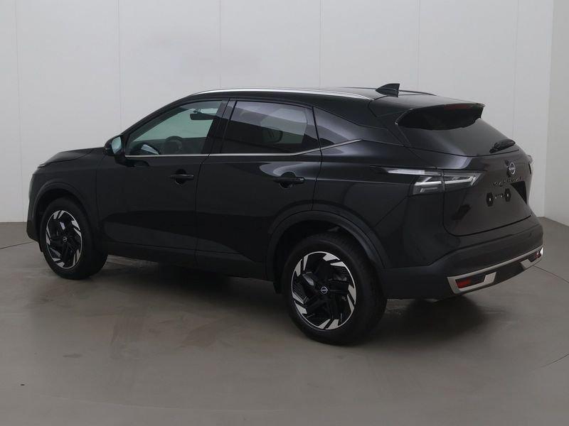 Nissan Qashqai 1.3 dig-t n-connecta xtronic 158 AT, Automaat, Gebruikt, Zwart, 4 cilinders