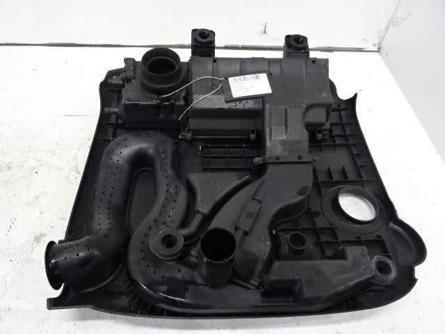 FILTRE À AIR Volkswagen Polo IV (9N1 / 2/3), Autos : Pièces & Accessoires, Filtres, Volkswagen, Utilisé