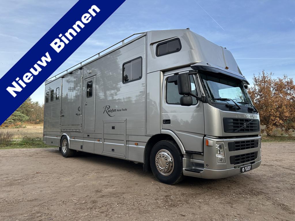 Volvo FM 18T ROELOFSEN 5+1 paards paardenvrachtwagen LIVING, Automaat, Achterwielaandrijving, Zwart, 300 pk