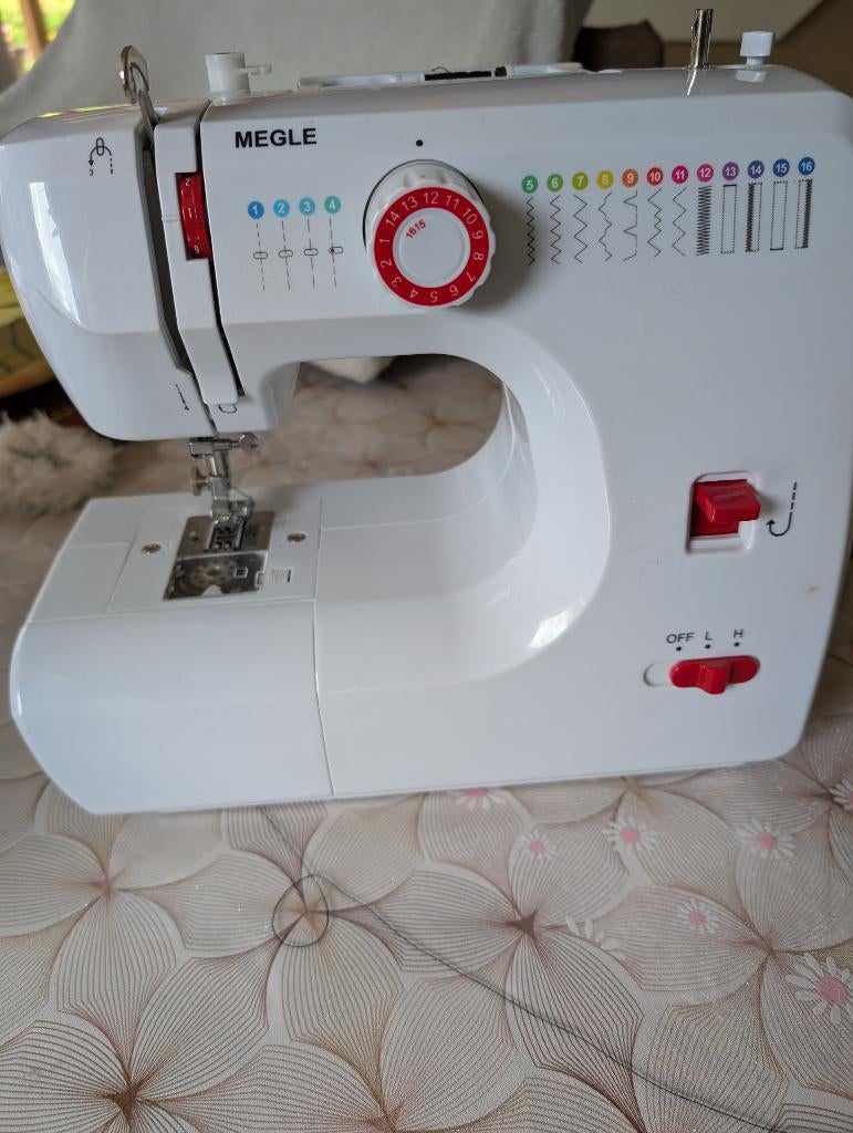 Machine a coudre, Ophalen, Zo goed als nieuw, Naaimachine, Overige merken