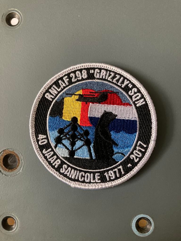 40 jaar Sanicole RNLAF 298 “grizzly” Sqn, Collections, Aviation, Enlèvement ou Envoi, Comme neuf