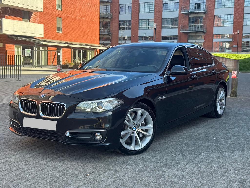 BMW 525d 2.0 Luxury Line automaat euro 6, Autos, BMW, Entreprise, Série 5, Bluetooth, Diesel, Euro 6, Berline, Automatique, Enlèvement