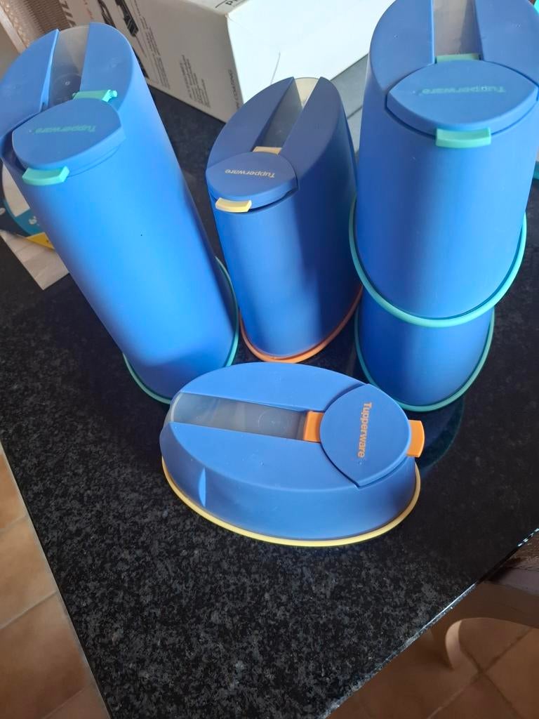 Vijf bewaardozen, stapelbaar. Tuperware., Huis en Inrichting, Ophalen