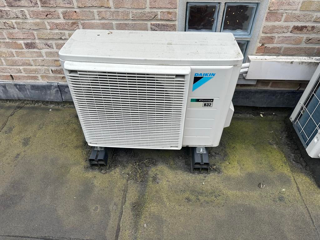 Airco daikin te koop lucht/lucht warmtepomp, Ophalen, Gebruikt