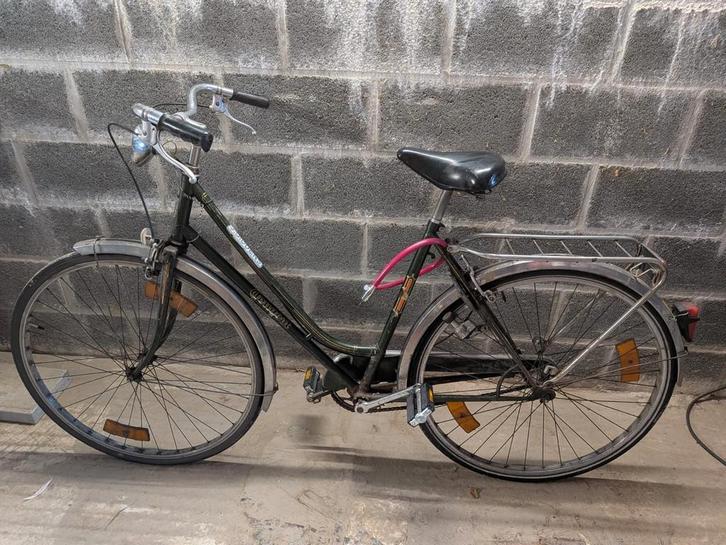 Vélo de ville Peugeot ancien, Fietsen en Brommers, Fietsen | Dames | Damesfietsen, Ophalen