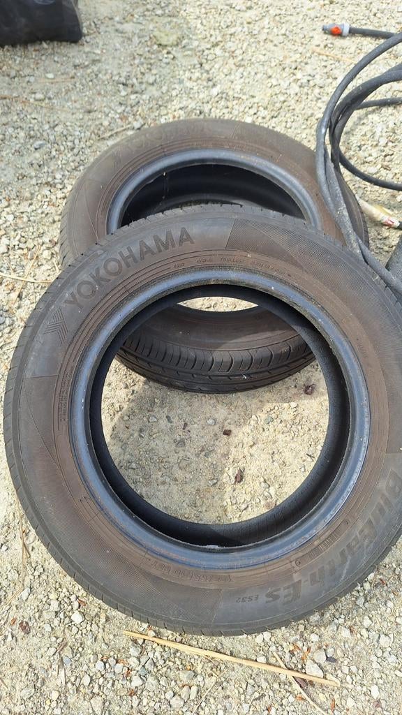 2 banden yokohama 185/65 r15, Ophalen