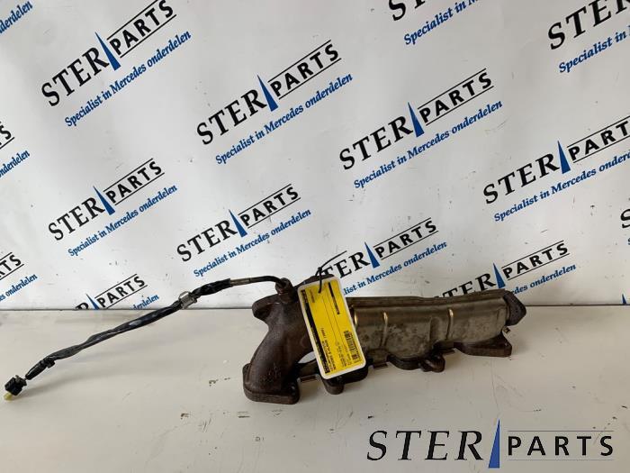 Tubulure d'échappement d'un Mercedes E-Klasse, Autos : Pièces & Accessoires, Systèmes d'échappement, Mercedes-Benz, Utilisé, 3 mois de garantie