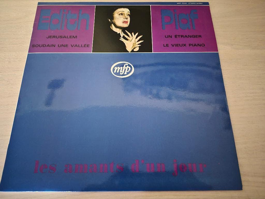 Disque vinyl 33 tours Edith Piaf ‎– Les Amants D'Un Jour, CD & DVD, Vinyles | Pop, Comme neuf, 1970 - 1979, Enlèvement ou Envoi