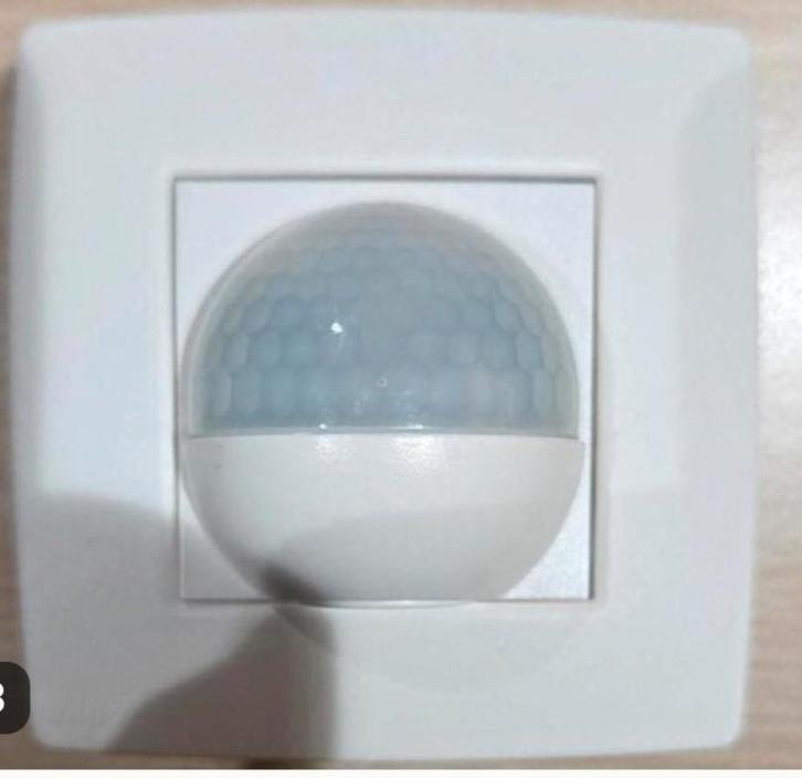 Détecteur de mouvement intérieur NIKO, Maison & Meubles, Lampes | Appliques, Enlèvement