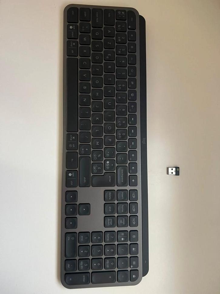 Clés Logitech MX S Graphite | Azerty BE, Informatique & Logiciels, Claviers, Comme neuf, Azerty, Sans fil, Touches multimédia