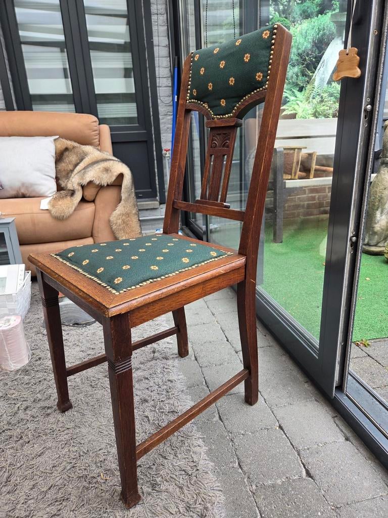 Antieke stoel, Ophalen