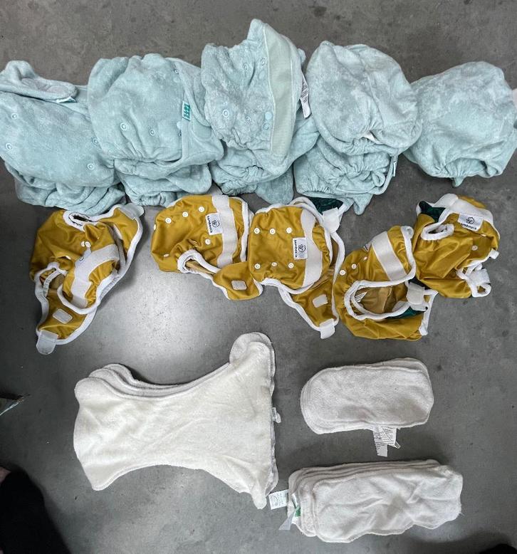 NIEUW Set Wasbare luiers nooit gebruikt totbots/ bamboolik, Enfants & Bébés, Bains & Soins, Neuf, Autres types, Autres marques