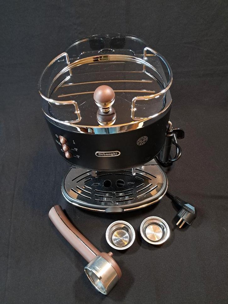 Machine à expresso De'Longhi ECO 311 noire mate - A saisir !, Elektronische apparatuur, Koffiezetapparaten, Zo goed als nieuw