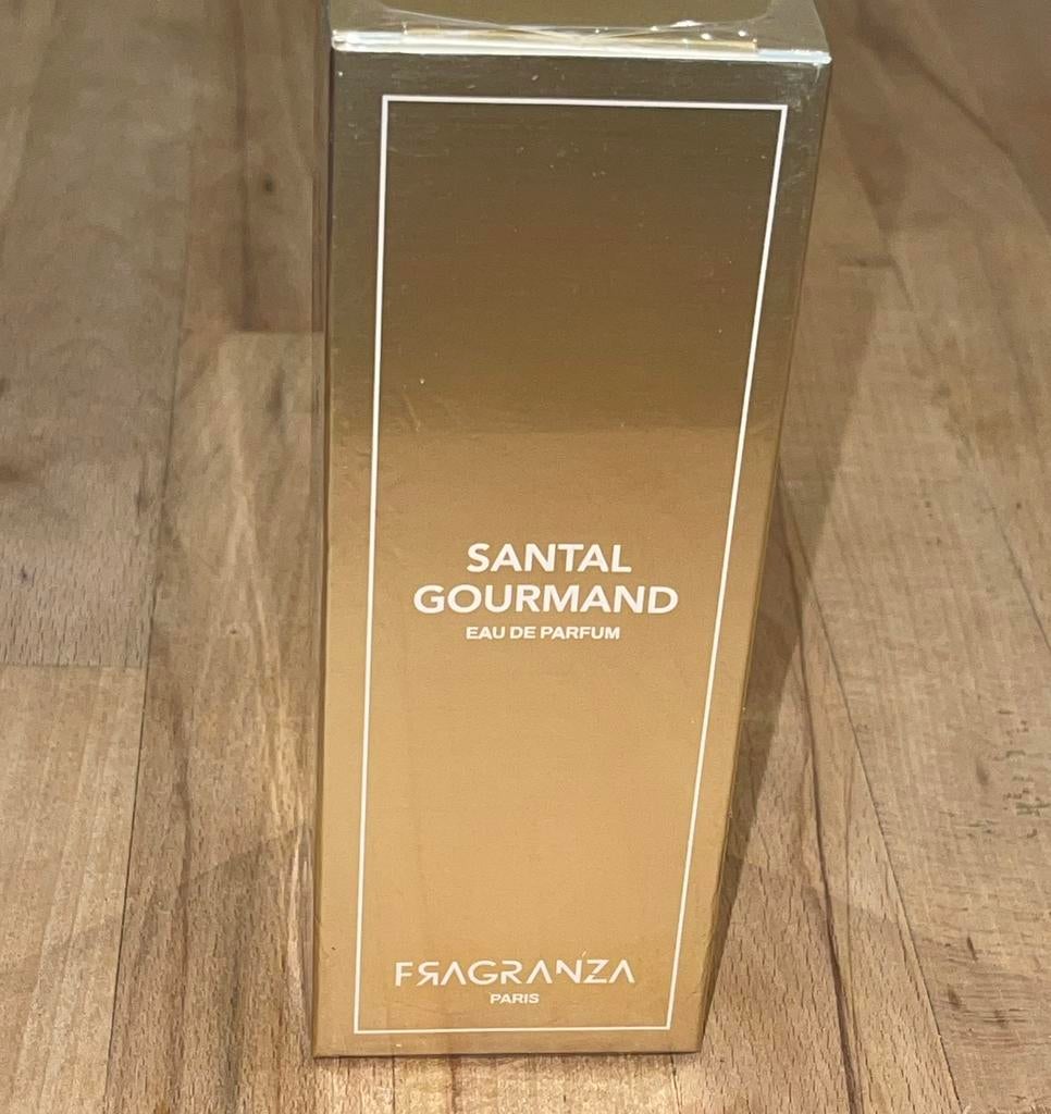 santal gourmand parfum, Bijoux, Sacs & Beauté, Beauté | Parfums, Comme neuf, Enlèvement ou Envoi
