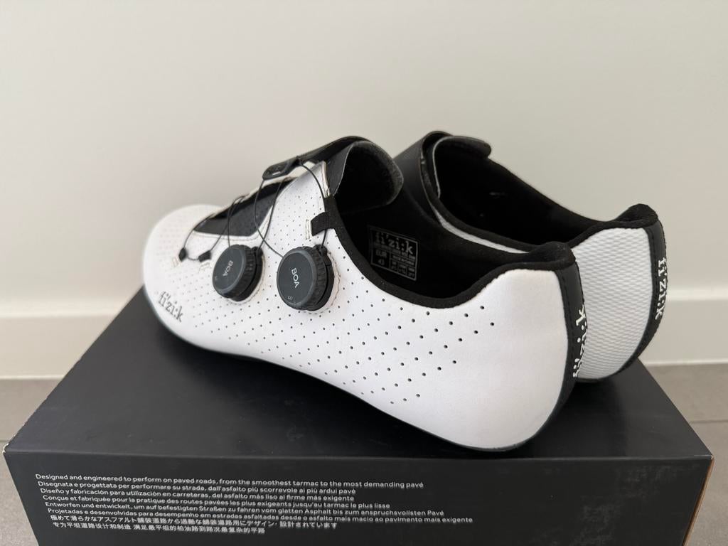 Fizik Vento Infinito Carbon Wide taille 43, Femmes, Enlèvement ou Envoi, Comme neuf, Autres tailles