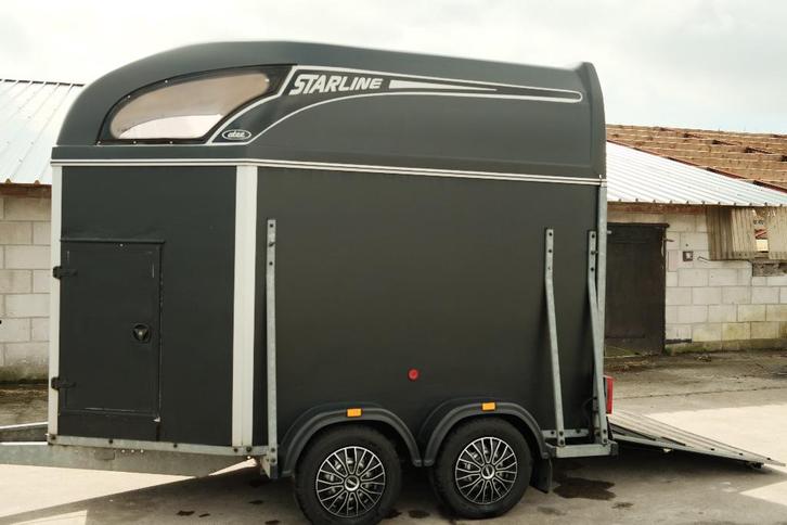 Paardentrailer Atec Starline te koop, Animaux & Accessoires, Chevaux & Poneys | Semi-remorques & Remorques, Utilisé, Remorque 2 chevaux