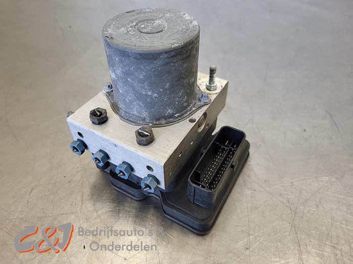 ABS Pomp van een Mercedes V-Klasse, Gebruikt, -, Ophalen of Verzenden, -