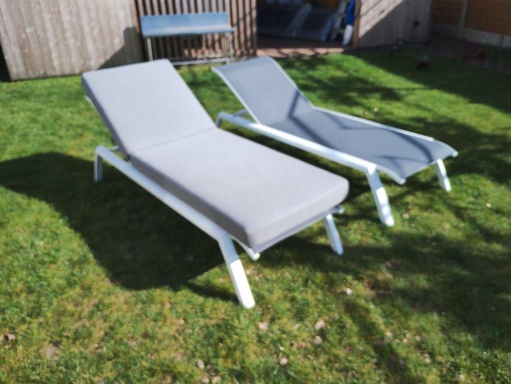 Ligbedden tuin 2 stuks: koopje!, Tuin en Terras, Ligbedden, Nieuw, Aluminium, Verstelbaar, Verrijdbaar, Ophalen