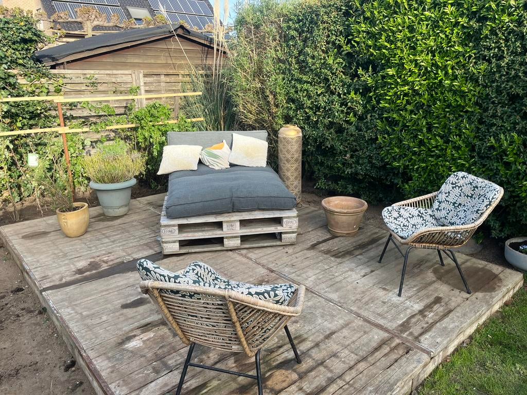 Tuinmeubel pallets met kussens, Tuin en Terras, Ophalen, Zo goed als nieuw