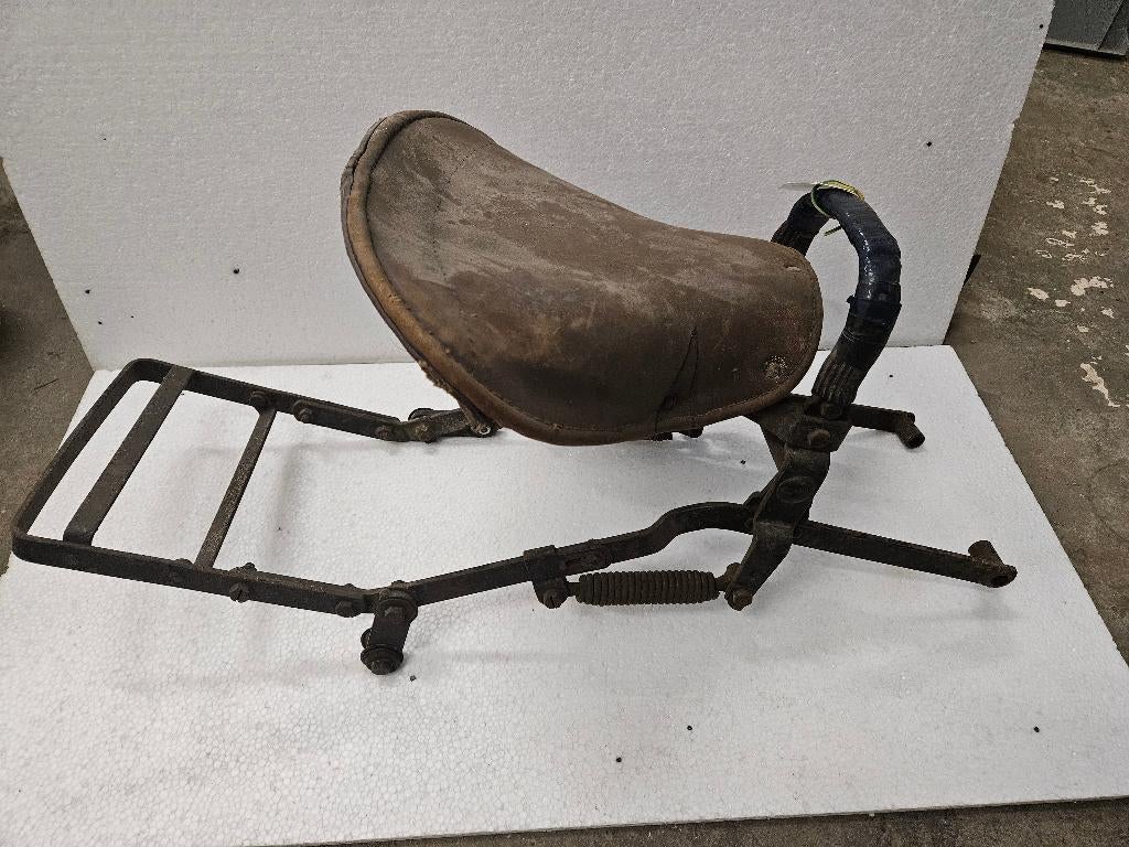 FN TYPE 13 DUOZIT ZADEL EERSTE MODEL, Motoren, Ophalen