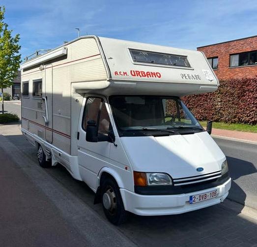 Te koop Ford transit urbano pegaso 2.5 diesel, Caravanes & Camping, Camping-cars, Jusqu'à 4, 6 à 7 mètres, Boîte manuelle, Ford