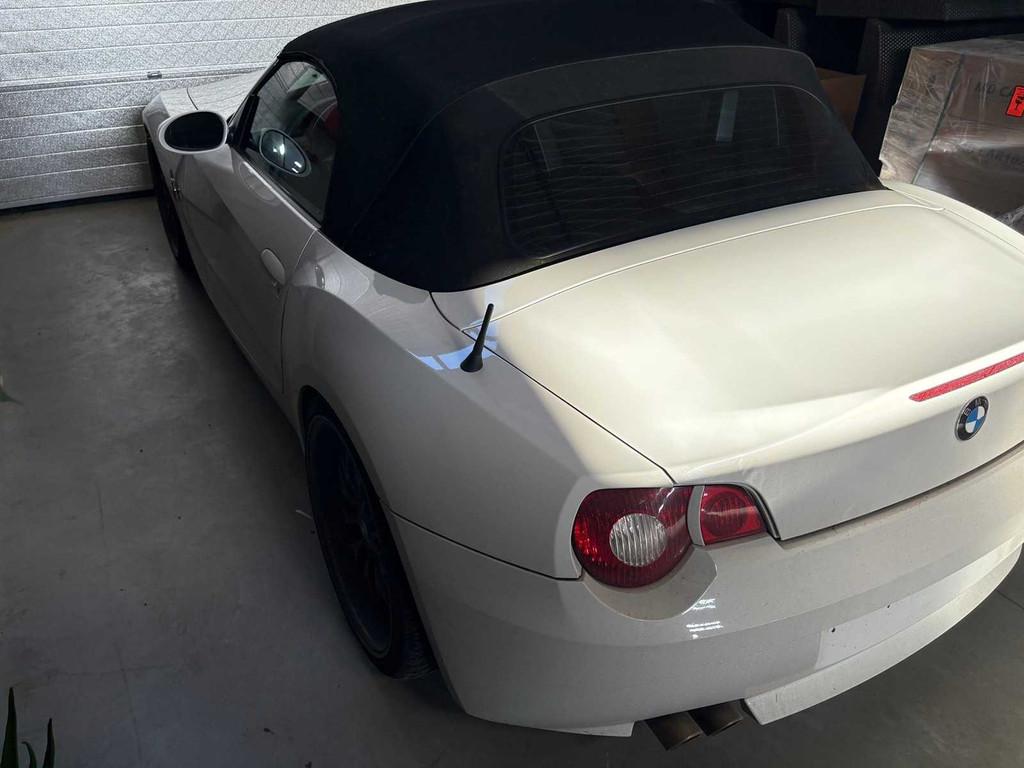 BMW - Z4 - Cabriolet - BMW Z4 Cabriolet 2.0 i Anniversary -, Auto's, BMW, Gebruikt, Overige brandstoffen, Bedrijf, Handgeschakeld