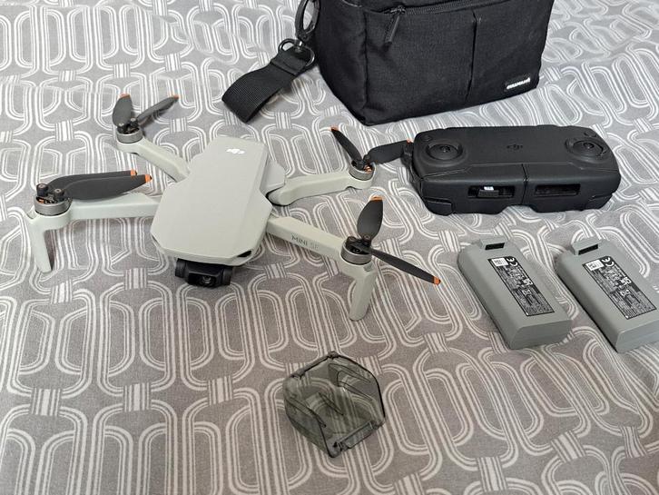 DJI Mini SE met 2 akkus en een tas, Audio, Tv en Foto, Drones, Zo goed als nieuw, Professionele drone, Topkwaliteit, DJI, Minder dan 250 gram