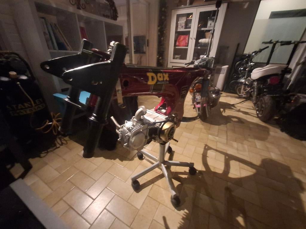 St70 met honda papieren en meer, Enlèvement