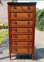 Semaine en acajou français ancien, Enlèvement