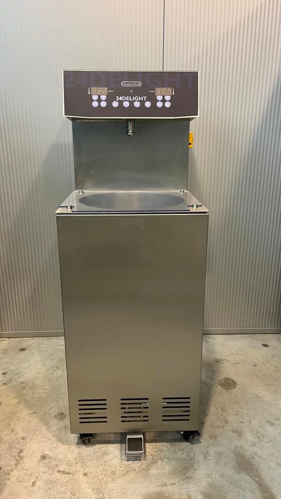 Chocolate World tempereermachine en overtrekband, Hobby en Vrije tijd, Taarten en Cupcakes maken, Nieuw, Ophalen of Verzenden