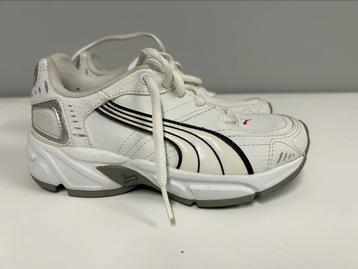 PUMA kindersportschoenen maat 31 beschikbaar voor biedingen